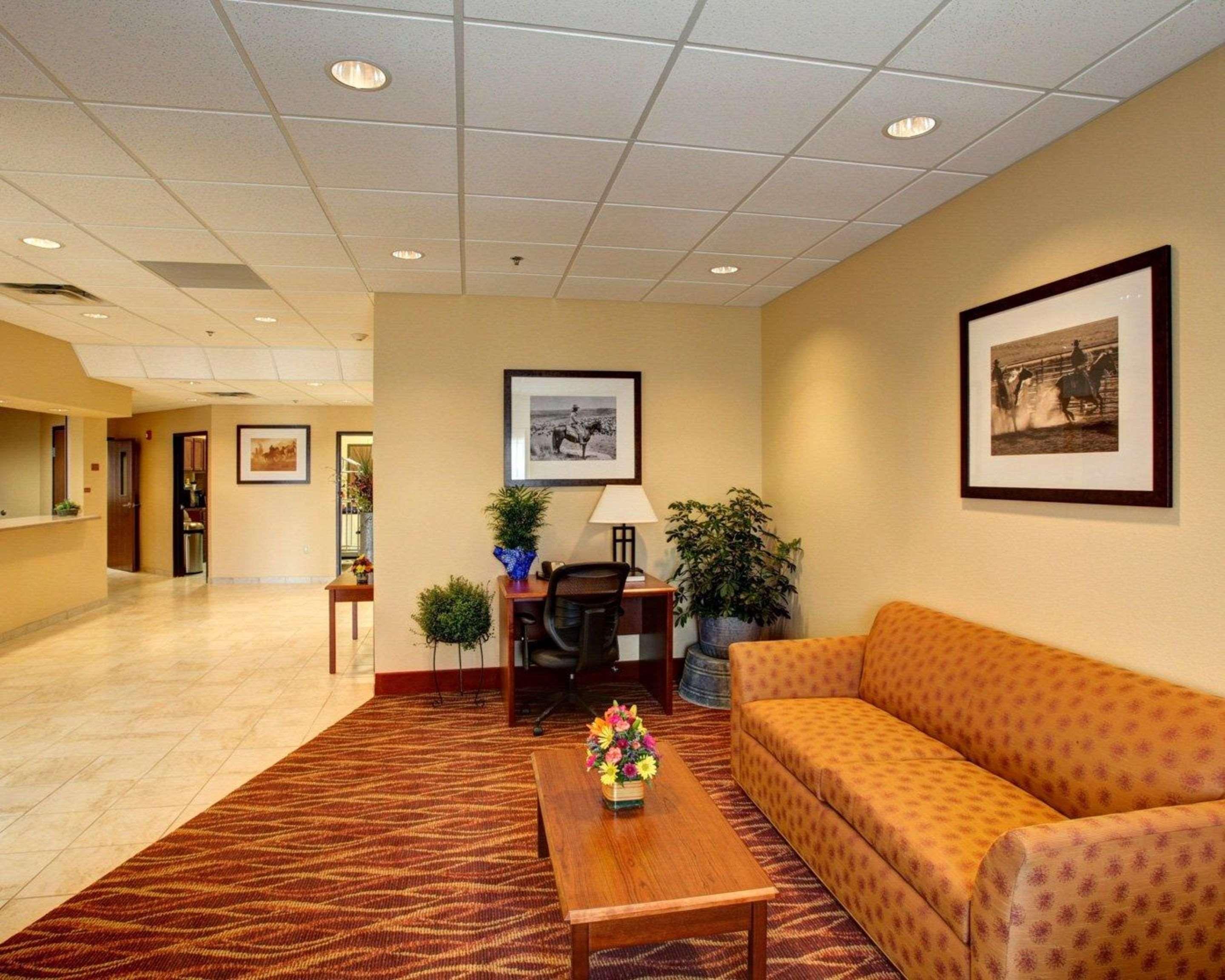 Rodeway Inn & Suites Phillipsburg Екстер'єр фото